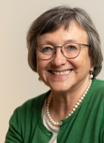 Ein Portraitfoto der Feldenkrais-Pädagogin Maria Waas